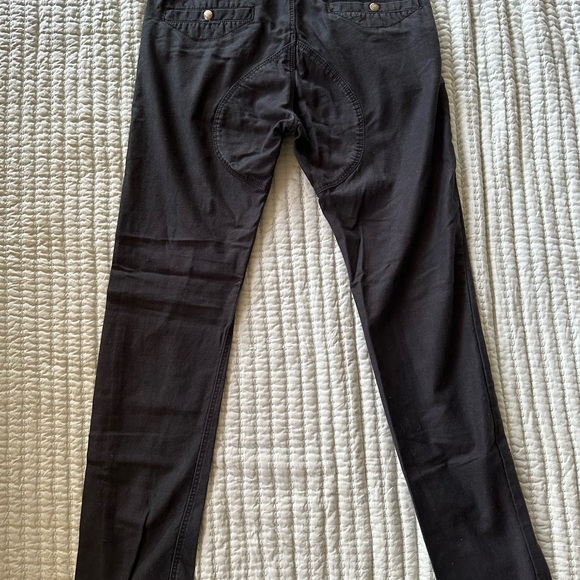 The Hundreds - Picture 4 of 4